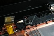 华硕VM590L拆机教程（华硕VM590L拆机指南，让你成为硬件升级的高手）